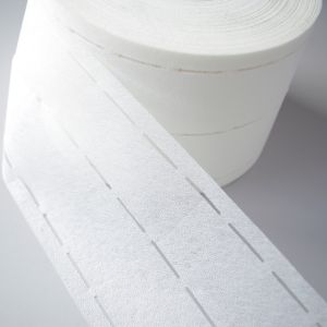 Aufbügelbares Vliesband mit Perforation für Hosen- und Rockbund