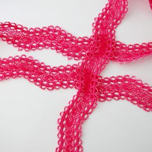 Elastische Spitze in himbeerrot - 15mm breit