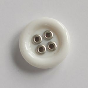 Weisser Retroknopf mit Metall-Verstärkung - 18mm