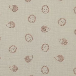Garngef&auml;rbter Musselin Stoff Igel in Ecru: Detailansicht der weichen Double Gauze Webware mit dunkleren Igel-Motiven f&uuml;r Kinderbekleidung.
