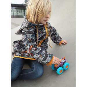 Softshell Stoff mit Monster Truck Muster für Jacken