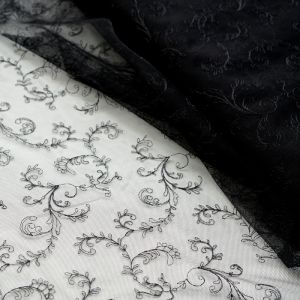 Nicht elastische Tüllstickerei-Spitze in schwarz