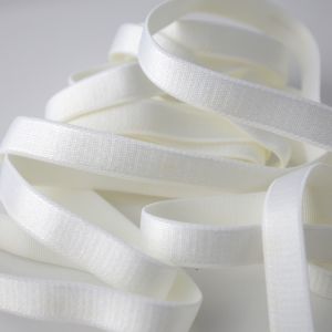 Trägergummi - elastisches BH-Trägerband in hellem ecru (ivory) für BHs, Kleider, Tops - Breite: 13mm - Zusammensetzung: 80% Polyamid 20% Elastan