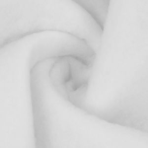 Volumenvlies mit 3 bis 4mm Volumen, 60g/m2, weiss fürs Quliting, Tagesdecken, Mappen & diverse Nähprojekte