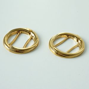 Runder Schmuckring aus Metall, gold - Durchlass: 18mm